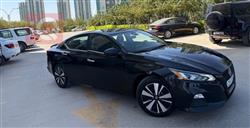 نيسان ألتيما